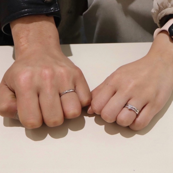 【く】バブルガン　6個セット　結婚式　新品 セットリングで価格が財布に優しい点と、結婚指輪をシンプルかつ