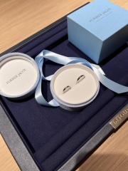 【【閉業】フラー・ジャコー(FURRER-JACOT)の口コミ】 大きめのダイヤが付いている所に惹かれました。とてもキラキラしていて存…