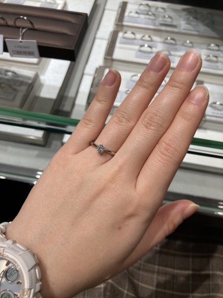アイプリモ　婚約指輪　ダイヤ　リング　8号 アイプリモ ギンザ ステラ ダイヤ 0.326ct E EX H&C VS2 Pt900