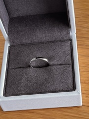 【BONDS(ボンズ)の口コミ】 普段つけることがないので、選んだ結婚指輪はリーズナブルなものを選択。…