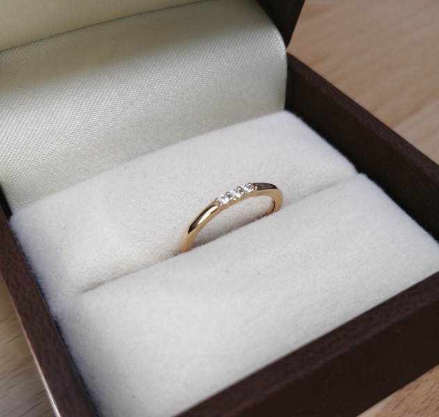 イノーヴェ ENUOVE メレダイヤ デザインリング プラチナ 指輪 リング 17号 Pt950 ダイヤモンド レディース 中古 ラッピング可