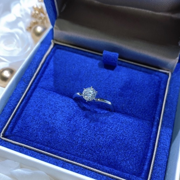 ブリリアンス＋　ダイヤモンドリング PT950 ステージ ダイヤモンド サイドストーン リング 0.3ct