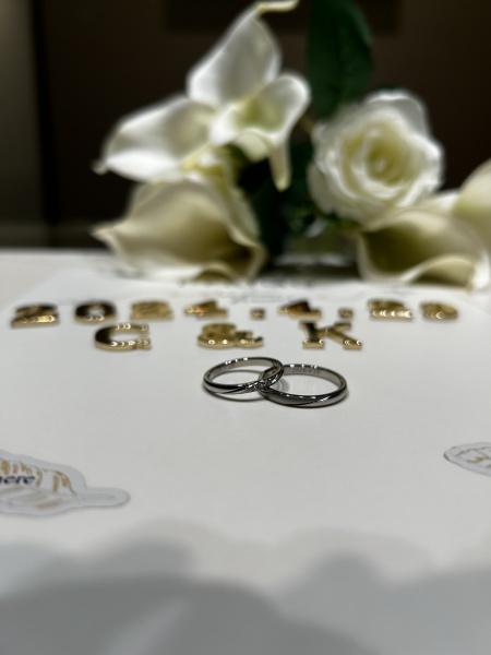 ケイローンのペア。2つを並べると斜めのデザインが繋がり、弓矢