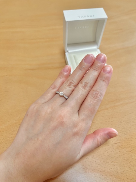 最高グレードのダイヤしか取り扱っていないため、ダイヤの輝きが