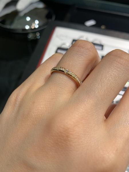 指輪の決め手は2人がどちらも気に入って、長く着用できる