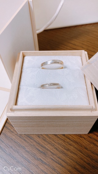 【杢目金屋(もくめがねや)の口コミ】 表面の木目や、内側ゴールドの種類.色など、デザインの幅も有り、世界に一…