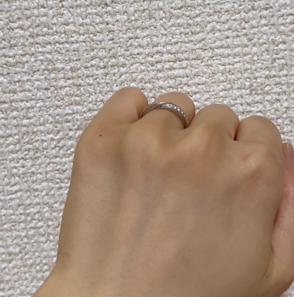 上、下、左右から見てもダイヤが見えます