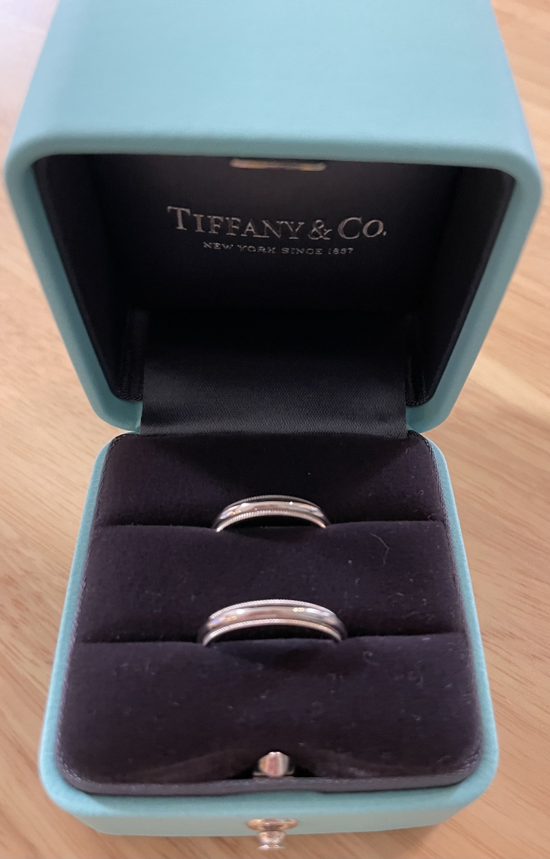 ミルグレインデザインに絞り、色々なブランドを回りましたが