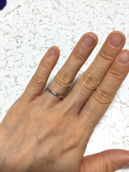 4℃ プラチナ リング ストレートライン ダイヤモンド 重ね着け Classic CHESS Pt950 ダイヤモンド V ライン リング 重ねづけ