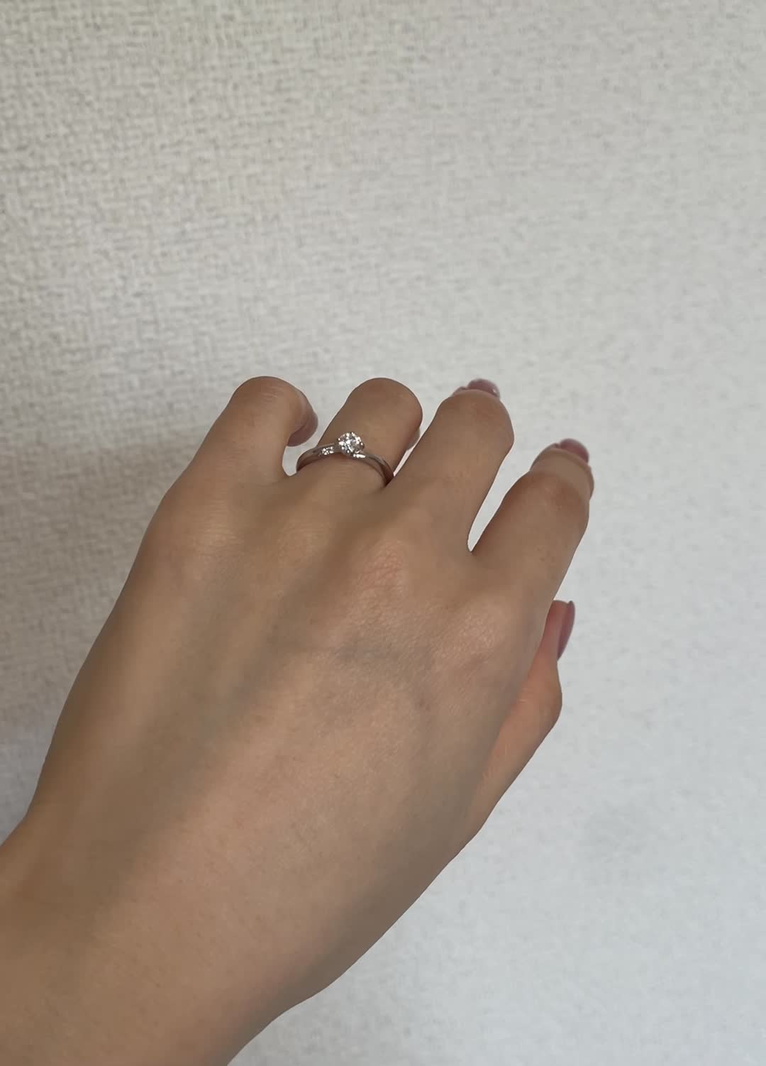 キラキラしていて可愛いです。
