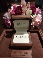 【TANZO.(鍛造指輪)の口コミ】 指輪は長年つけるとゆがんでしまう経験があったので、丈夫な素材でオーダ…