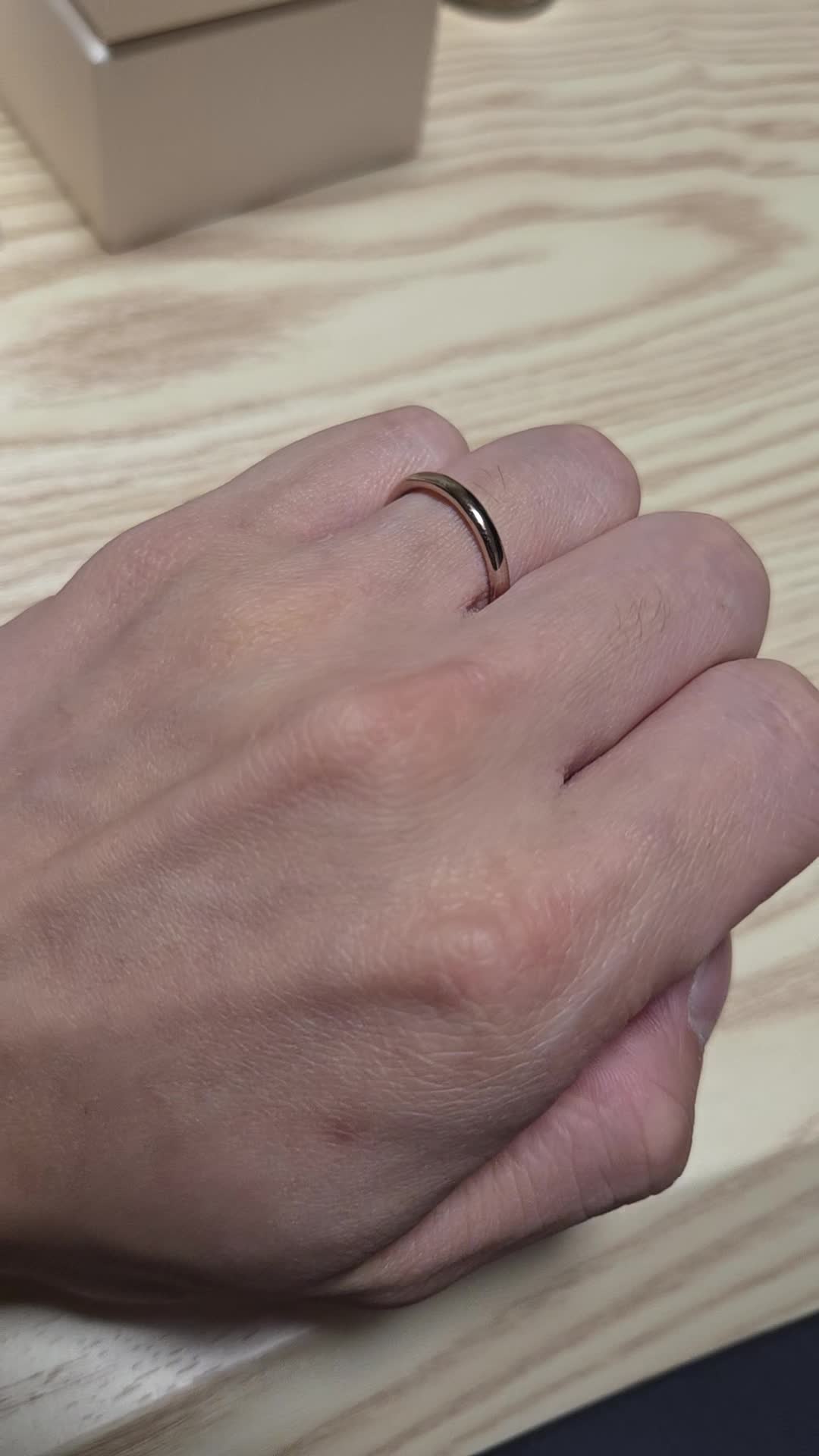 着けている雰囲気を撮りたかったです。