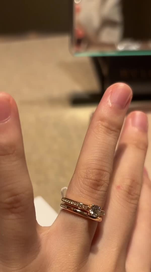 キラキラして可愛いです！