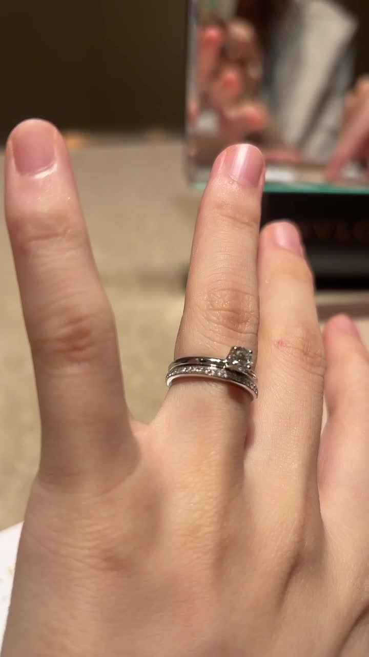 ダイヤに高さがあります