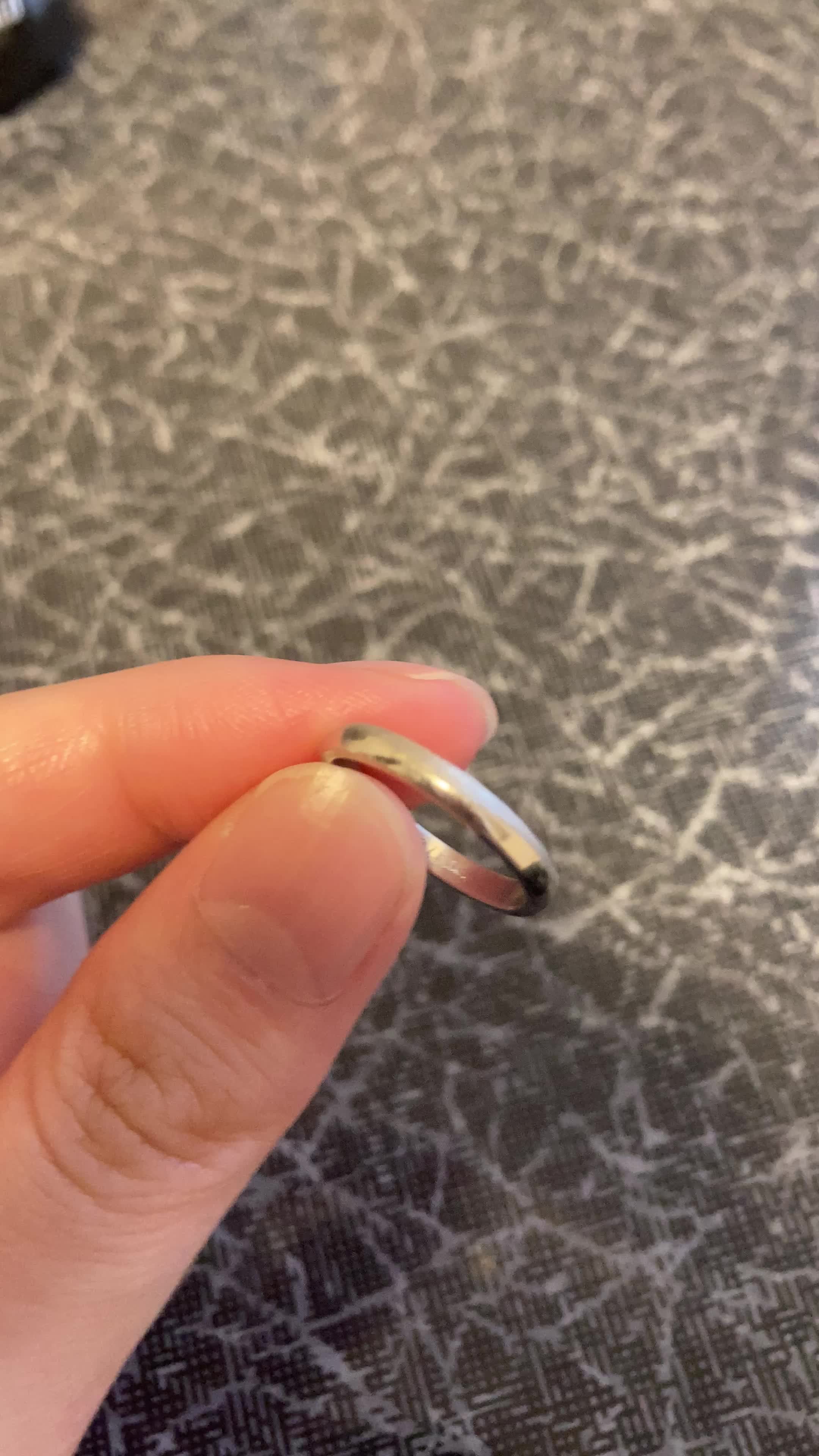 1ヶ月ぐらい着用した指輪です