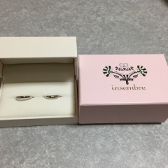 【insembre(インセンブレ)の口コミ】 ストレートでシンプルなデザインを探していました。
様々なブランドの指輪…