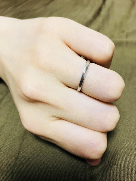 訳あり　アイプリモ　シンプルリング シンプルで細みの男女同じデザインの物を買いたかったので