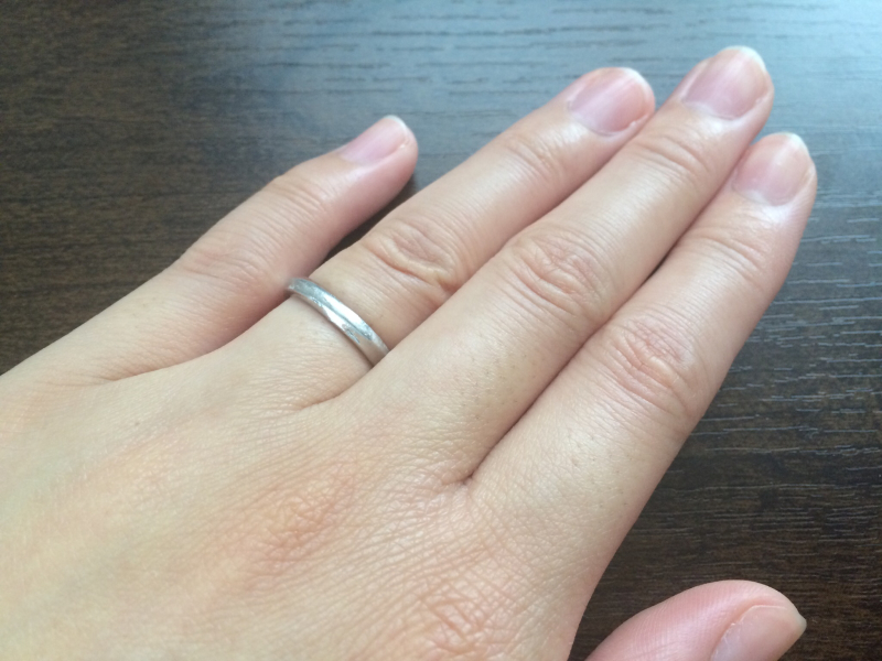 シンプルなデザインで目立ちすぎないので、年齢を重ねてもずっと