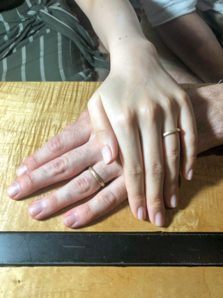 【ichi(イチ)の口コミ】 購入した指輪と同じ、石地のデザインをネットで見てお店に実物を見にいき…