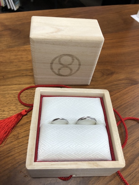 ビジュピコ トモエ TOMOE 指輪 プラチナ Pt950 未使用品 結婚指輪 TOMOE -巴- の結婚指輪 | ビジュピコ