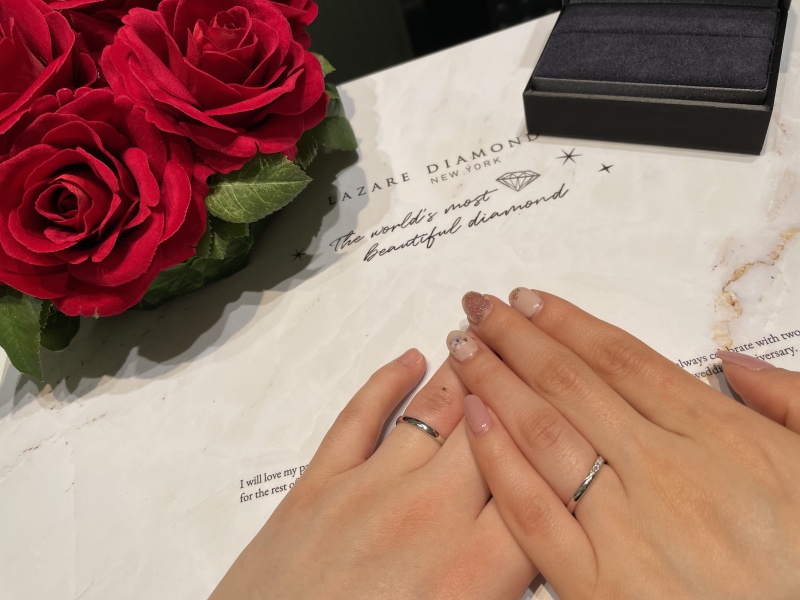 シンプルなデザインで指に馴染みとても気に入っています 普段ネイルをし ラザール ダイヤモンド Lazare Diamond の結婚指輪の口コミ 評判 Ringraph リングラフ シンプルなデザインで指に馴染みとても気に入っています 普段ネイルをし ラザール ダイヤモンド Lazare Diamond の結婚指輪の口コミ 評判 Ringraph リングラフ