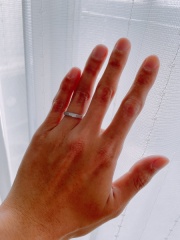 【ORECCHIO(オレッキオ)の口コミ】 婚約指輪をORECCHIOで購入したため、同じブランドの商品で、予算を15万円…