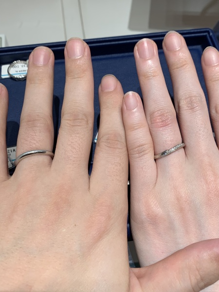 銀座ダイヤモンドシライシ スターリー 結婚指輪 プラチナ 指輪はスターリーを選びました。仕事柄指輪をつけない夫婦です