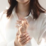 【ケイウノ ブライダル(K.UNO BRIDAL)】NEW 【パーチェ・コルテ】人気デザインの石座の高さを抑えた婚約指輪