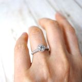 【宝寿堂(ほうじゅどう)】【宝寿堂】ダイヤで取り巻いた豪奢で華やかなエンゲージ《HD2532》 