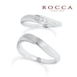 【ROCCA(ロッカ)】【ROCCA】斜めのダイヤモンドのラインが綺麗！シンプルで仕事中も着けやすいマリッジリング DI-5D/5L