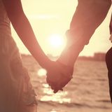 【アイアイイスズ ブライダル】【カフェリング】シェリ