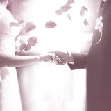 【アイアイイスズ ブライダル】【カフェリング】リリィ