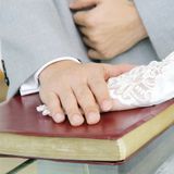 【アイアイイスズ ブライダル】【カフェリング】ウイ