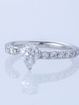 【ENEY(エネイ)】ONE PT900 PEAR 0.5CT HALF ETERNITY RING
