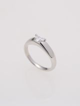 【ENEY(エネイ)】DROP STRAIGHT 0.2CT HALF MOON DIAMOND PT900 RING