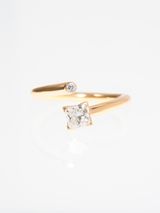 【ENEY(エネイ)】TWO K18YG PRINCESS/MELEE RING