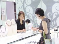 決して押し売りをしない、丁寧な接客