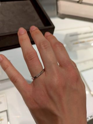 結婚指輪と重ねづけできる、ハーフエタニティで探していました