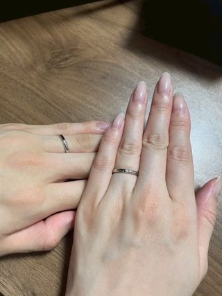 【ラザール ダイヤモンド(LAZARE DIAMOND)の口コミ】 これまでリングを着けてこなかった方も違和感なく着けられるような着け心…