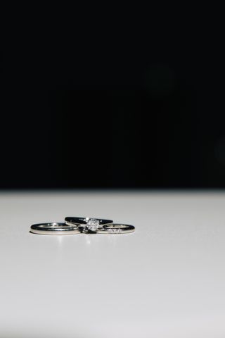 シンプルな一粒ダイヤのみのソリティアとトリストで迷いましたが