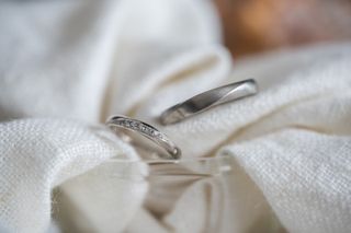 【Cayof(カヨフ)の口コミ】 シンプルで歳を重ねても使い続けられるデザインに惹かれました。仕事中に…