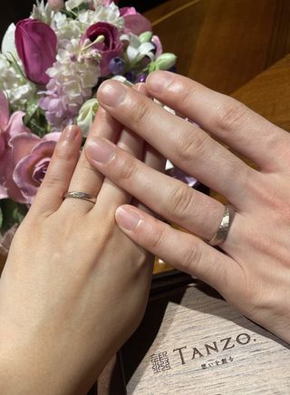 【TANZO.(鍛造指輪)の口コミ】 共通のデザイン（ストレート、マット仕様など）を入れつつ、それぞれが気…
