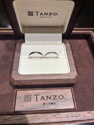【TANZO.(鍛造指輪)の口コミ】 鍛造製法で製作されており非常に高い品質である。指輪に入れたラインがワ…