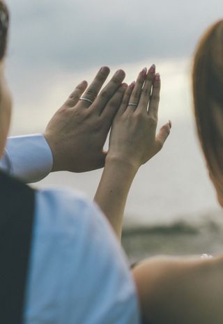 【ケイウノ ブライダル(K.UNO BRIDAL)の口コミ】 シンプルで派手すぎない感じが良かったです。
内側には入籍の日やイニシャ…