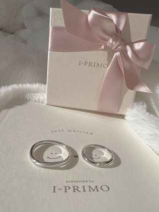 【アイプリモ(I-PRIMO)の口コミ】 結婚指輪は日常的につけるのでとにかくデザイン重視で選びました。ペアで…