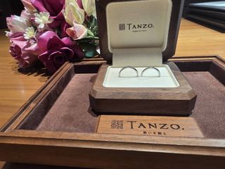 【TANZO.(鍛造指輪)の口コミ】 シンプルがいい、でも無地だと地味すぎるかなぁ…と思っていた中で…