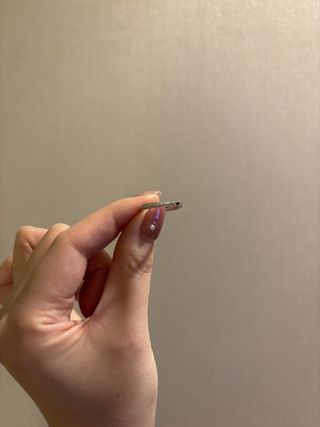 【ケイウノ ブライダル(K.UNO BRIDAL)の口コミ】 リボンのようなねじりが入っており、指が長く見えるところ。
ダイヤモンド…