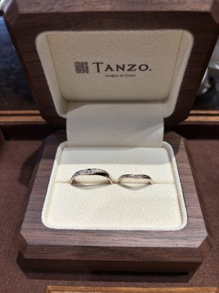 【TANZO.(鍛造指輪)の口コミ】 初めての指輪作りのため、色々探しました。
長くつけるものなので耐久性が…