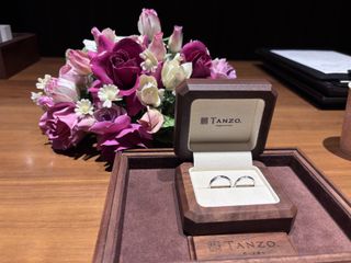 【TANZO.(鍛造指輪)の口コミ】 オーダーメイドなので、自分好みに自由にデザインできるところが気に入っ…