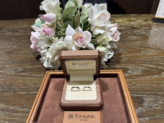 【TANZO.(鍛造指輪)の口コミ】 3.5と4㎜の少し太めでデザインはシンプルに長くつけられるようなデザイン…